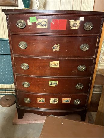 Dresser