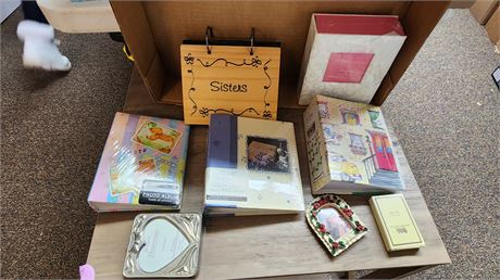Photo Albums & Picture Frames