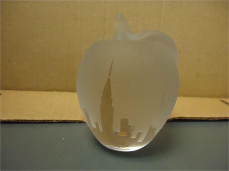 Big Apple Silvestri Frosted Glass Paperweight New York City Skyline
