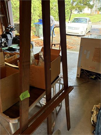Wood Easel