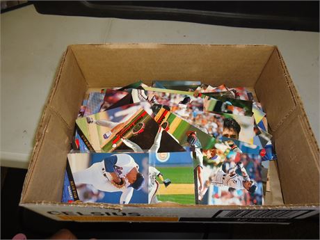 Lot Of Baseball Cards