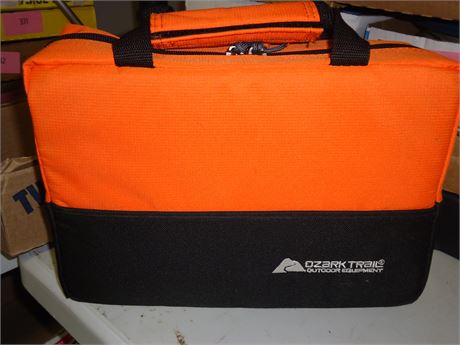 Small cloth tackle box