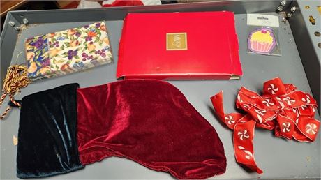 Misc. Christmas Items