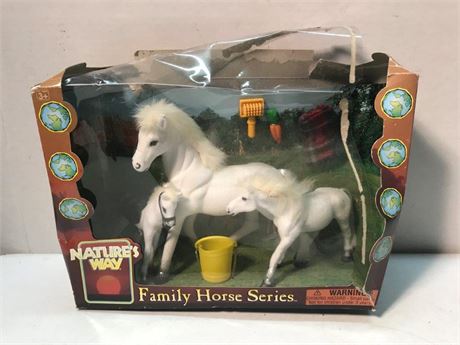Nature's Way Family Horse Series