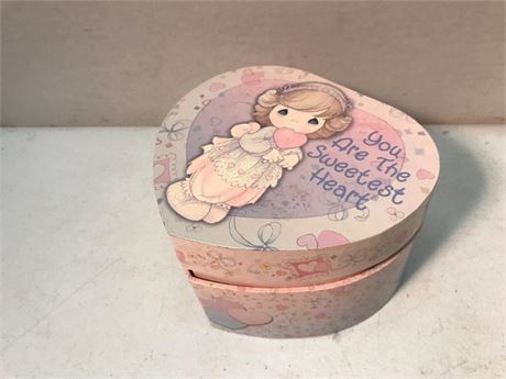 2002 Precious Moments Music Box