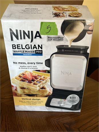 Ninja Belgium Waffle Maker Pro (In Box)