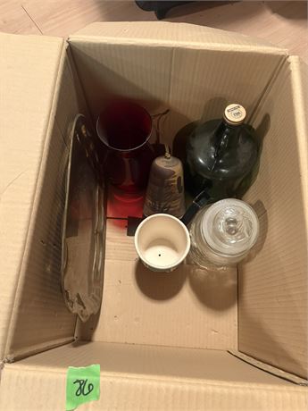 Box Lot, Tray, Glass Containers