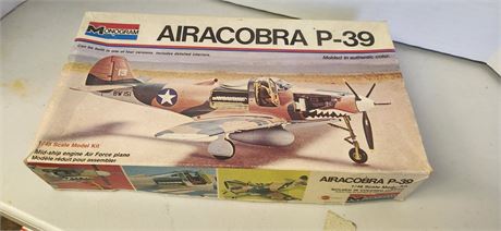 Monogram Airacobra P-39 Model Kit