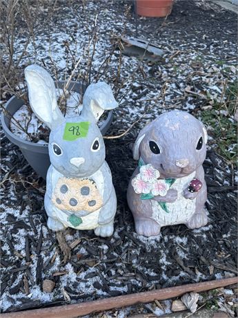 Garden Decor, Rabbits