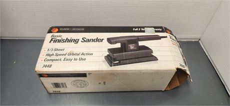 Black & Decker Finishing Sander