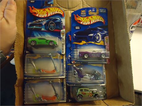 6 Vintage Hot Wheels
