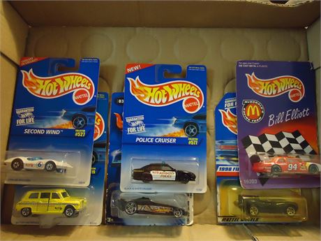 6 Vintage Hot Wheels