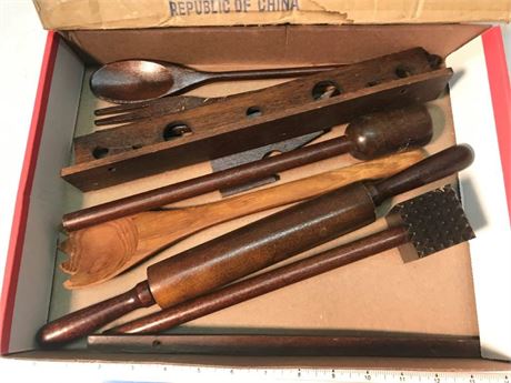 7Pc. Set Wooden Kitchen Tools