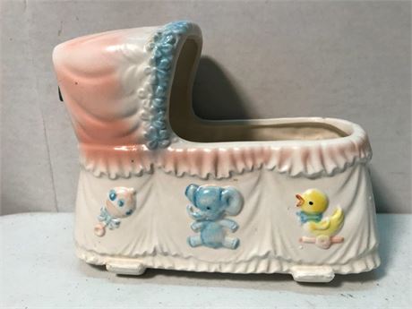 Vintage Napcoware Sankyo Bassinet Planter Musical (Pink)