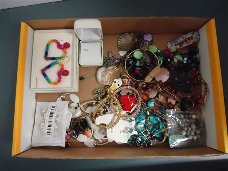 Lot Of Jewelry