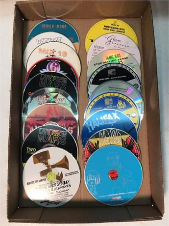 Flat of Loose Cd's