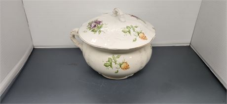 Vintage Bowl With Lid. Has Damage To Bowl