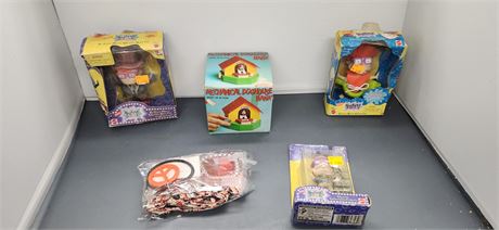 Vintage Rugrats Toys & Mechanical Doghouse Bank & Peace Necklace