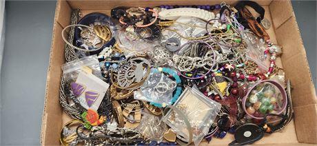 Lot Of Jewelry