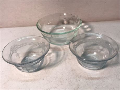 Pyrex & Fire King Dessert Bowls