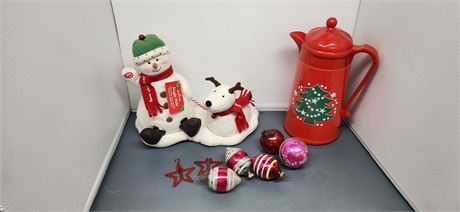 Vintage Christmas Ornaments & Decorations