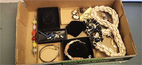 Lot Of Jewelry