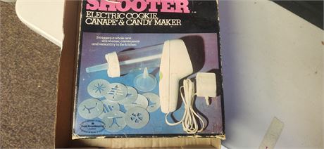 Wear Ever Super Shooter Electric Cookie Canape & Candy Maker