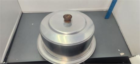 Metal Cake Pan