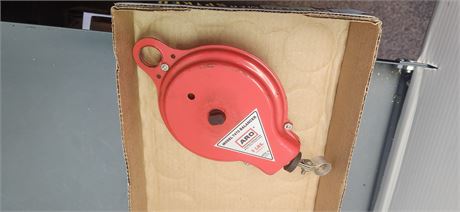 ARO Model 7472 Balancer 5 Pound Capacity