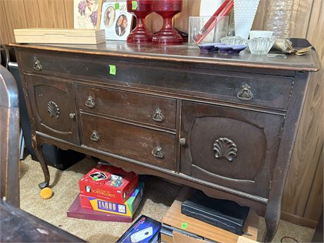Sideboard Buffet Table