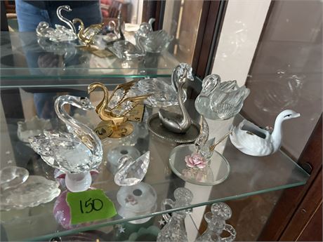Glass Swan Decor
