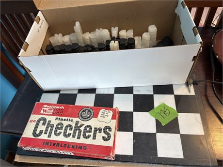 White and Black Chess Set, Checkers