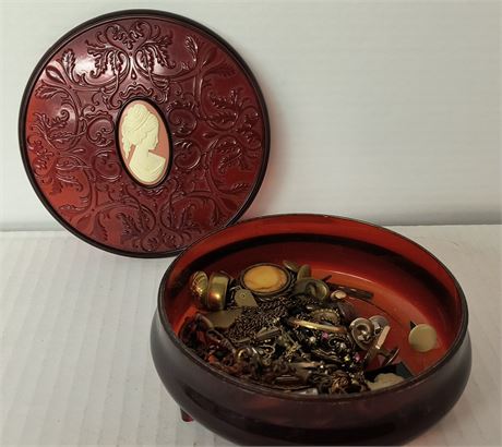 Powder Dish Of Jewelry