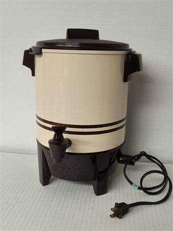 West Bend 12 to 22 Cup Automatic Party Perk