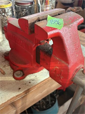 Bench Vice