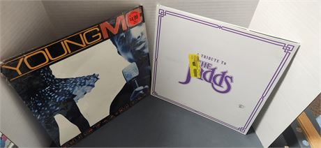 2 Albulms