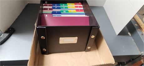 File storage box
