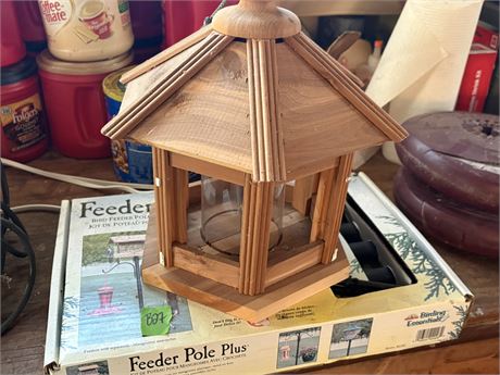 Bird Feeder and Pole