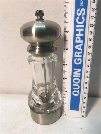 Salt/Pepper Grinder
