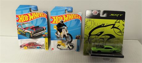 2 Hotwheels & One Auto Drivers Car