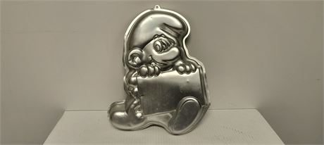 Vintage Smurf Cake Mold