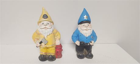 2 Garden Gnomes
