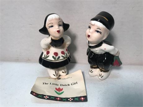 Napco 1950's Dutch Boy & Girl Kissing Figurines