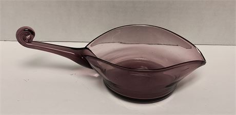 Vintage Amethyst Art Glass Gravy Bowl Boat. Unmarked