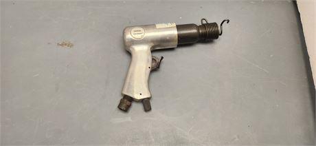 Central Pneumatic Air Hammer