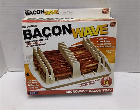 The Original Bacon Wave Microwave Bacon Tray