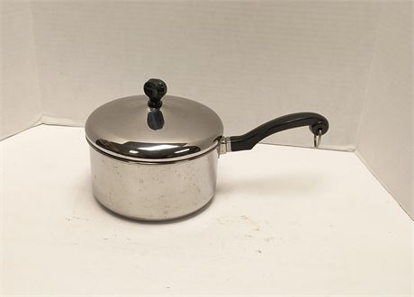 Farberware Stainless Steel Pot With Lid
