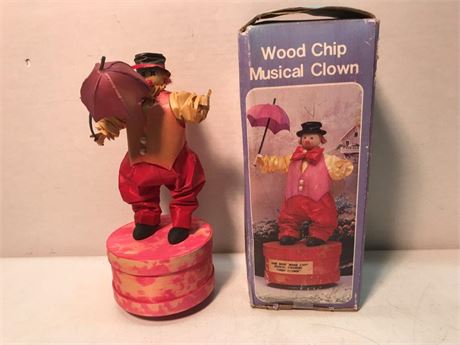 Wood Chip Musical Clown