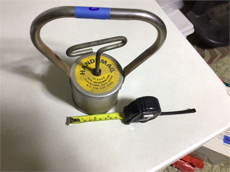 Handi - Mag  Magnet
