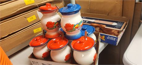 Tea Cups With Lids And Spoons